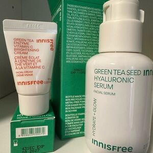 Innisfree Green Tea Seed Hyaluronic Serum - White and Green Mini Set